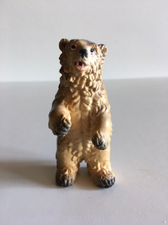Bär stehend