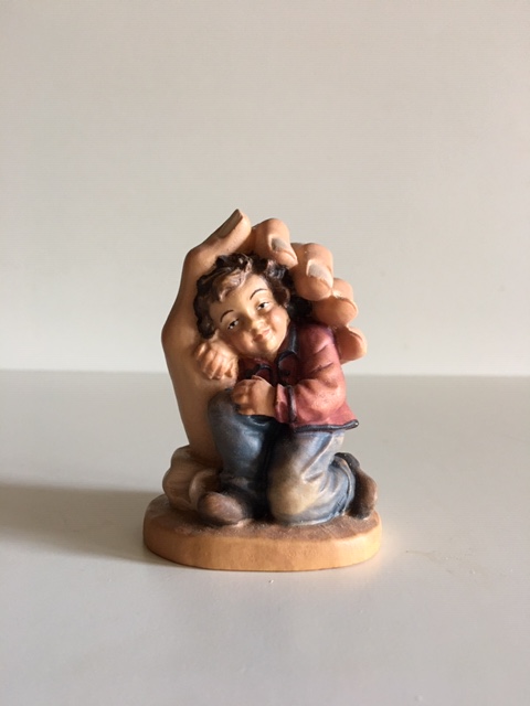 Schützende Hand Bub