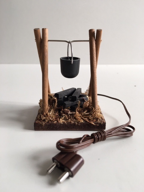 Lagerfeuer mit LED Birne 3,5 V