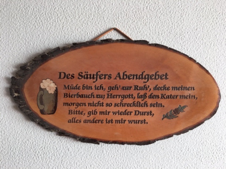 Spruchbrertt mit eingebranntem Text
