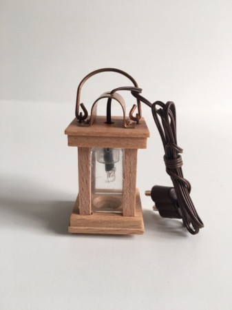 Holzlaterne mit LED Birne