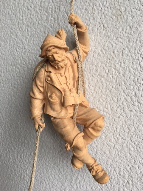 Abseilender Jäger
